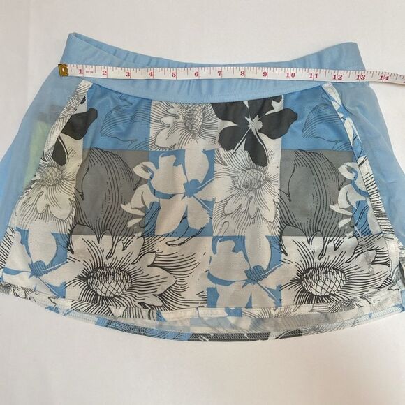 Brooks Mesh Skort - Picture 6 of 9